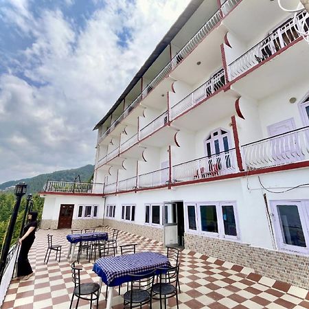 Sparkle Star Resort Khajjiar エクステリア 写真