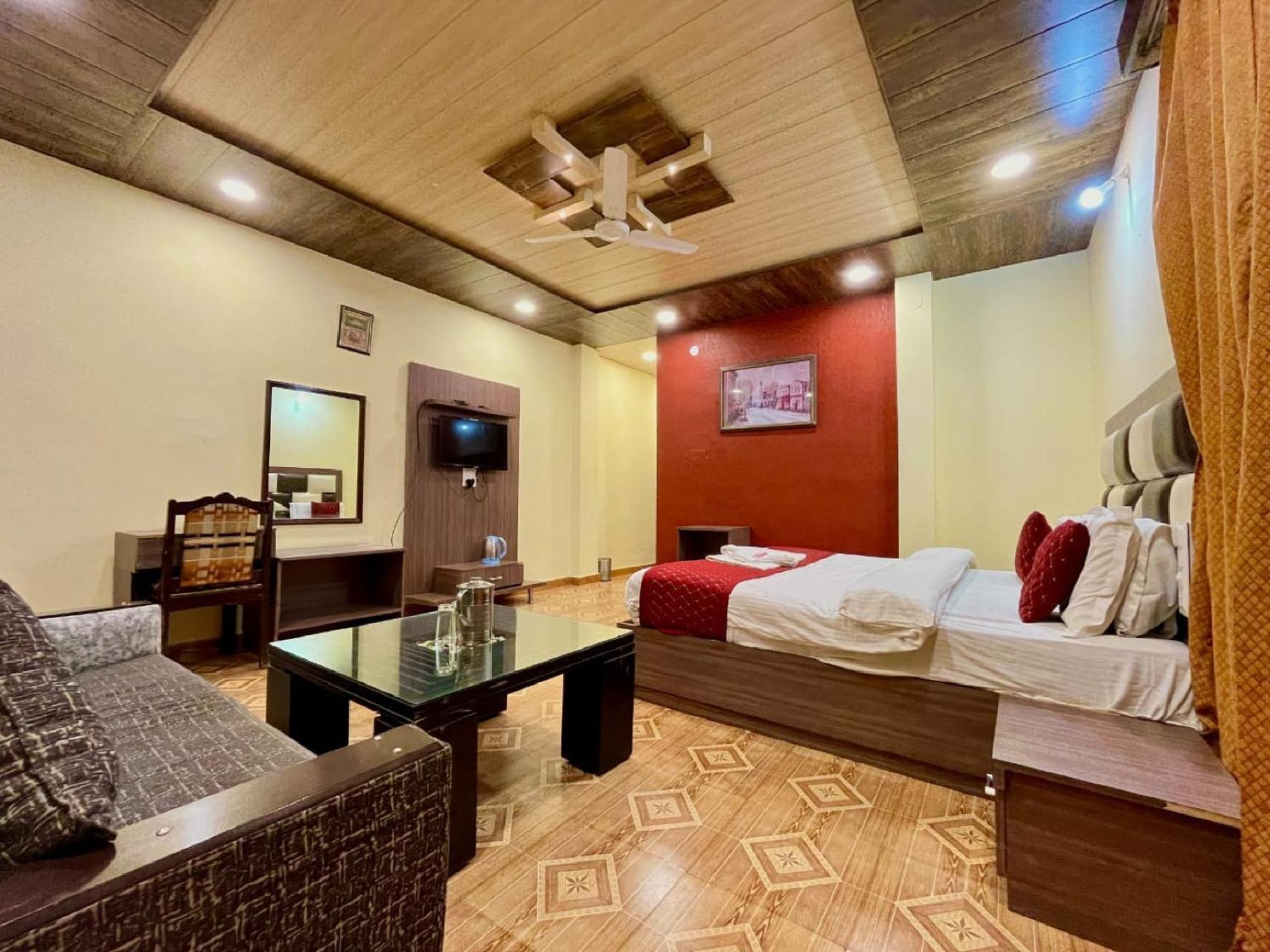 Sparkle Star Resort Khajjiar エクステリア 写真