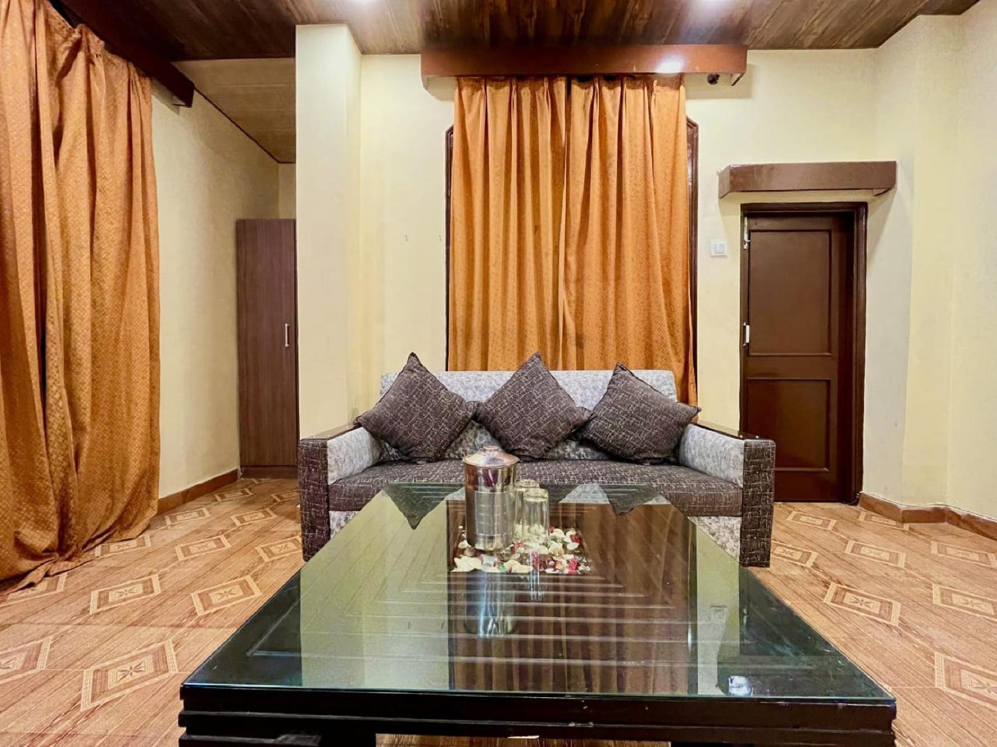 Sparkle Star Resort Khajjiar エクステリア 写真